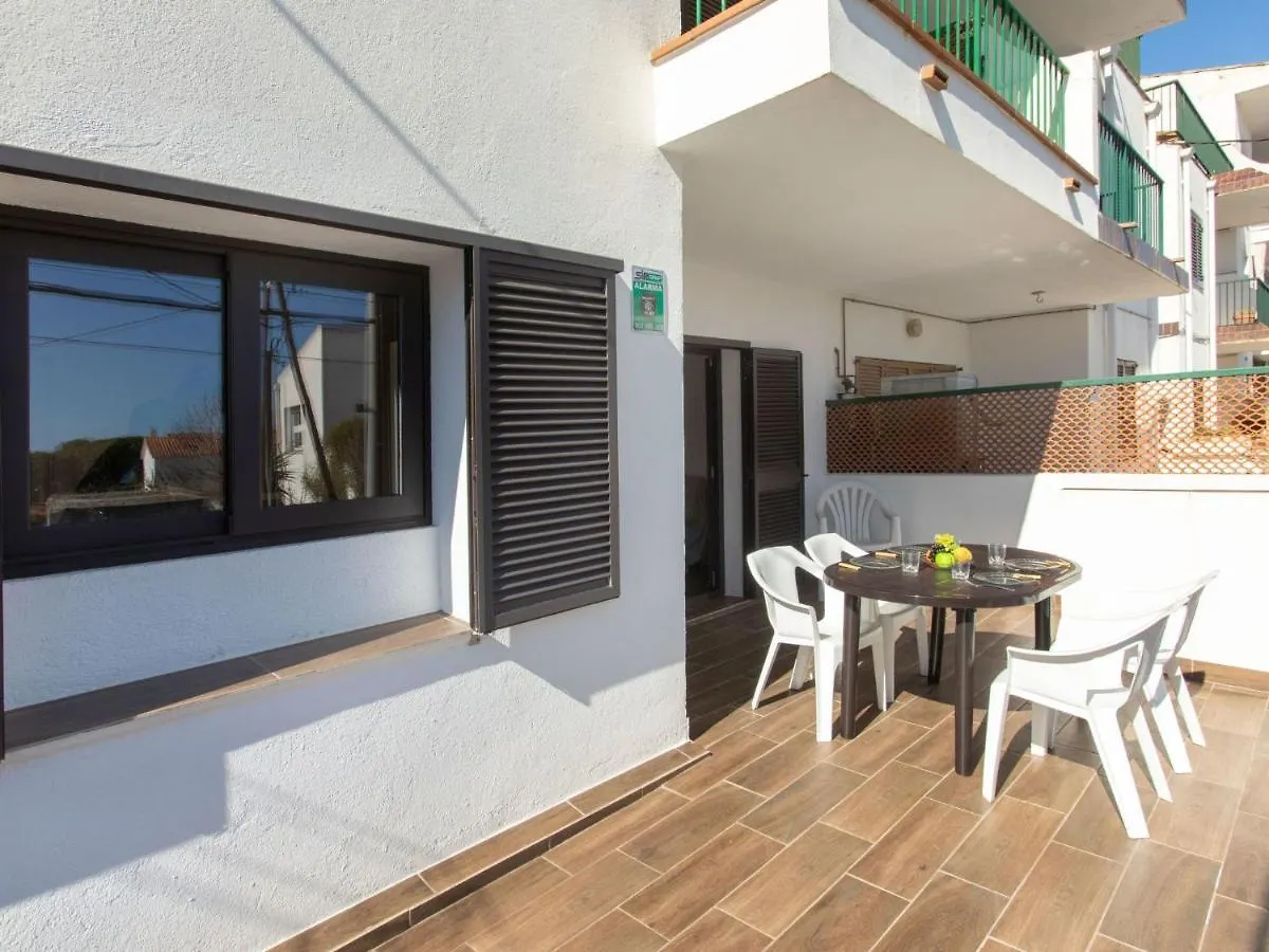 Επικοινωνία με το Apartment Estiu By Interhome